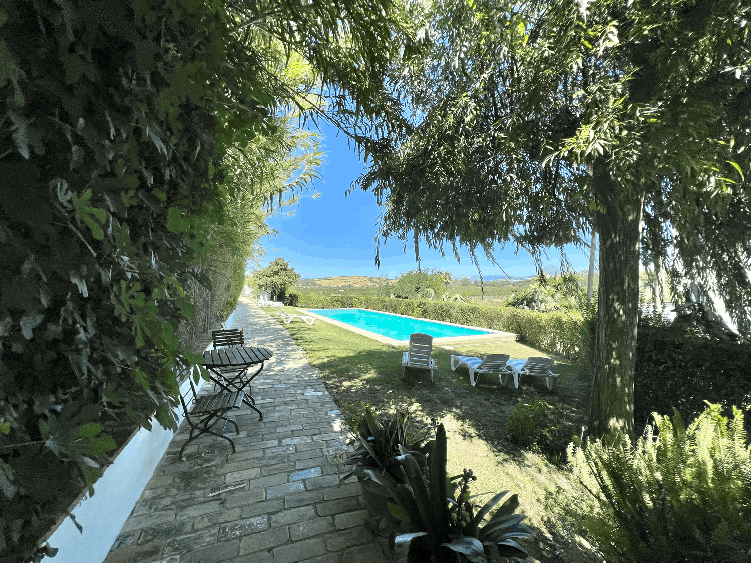Beautiful unique house in a very picturesque setting built on the old rice mill in San Martín del Tesorillo