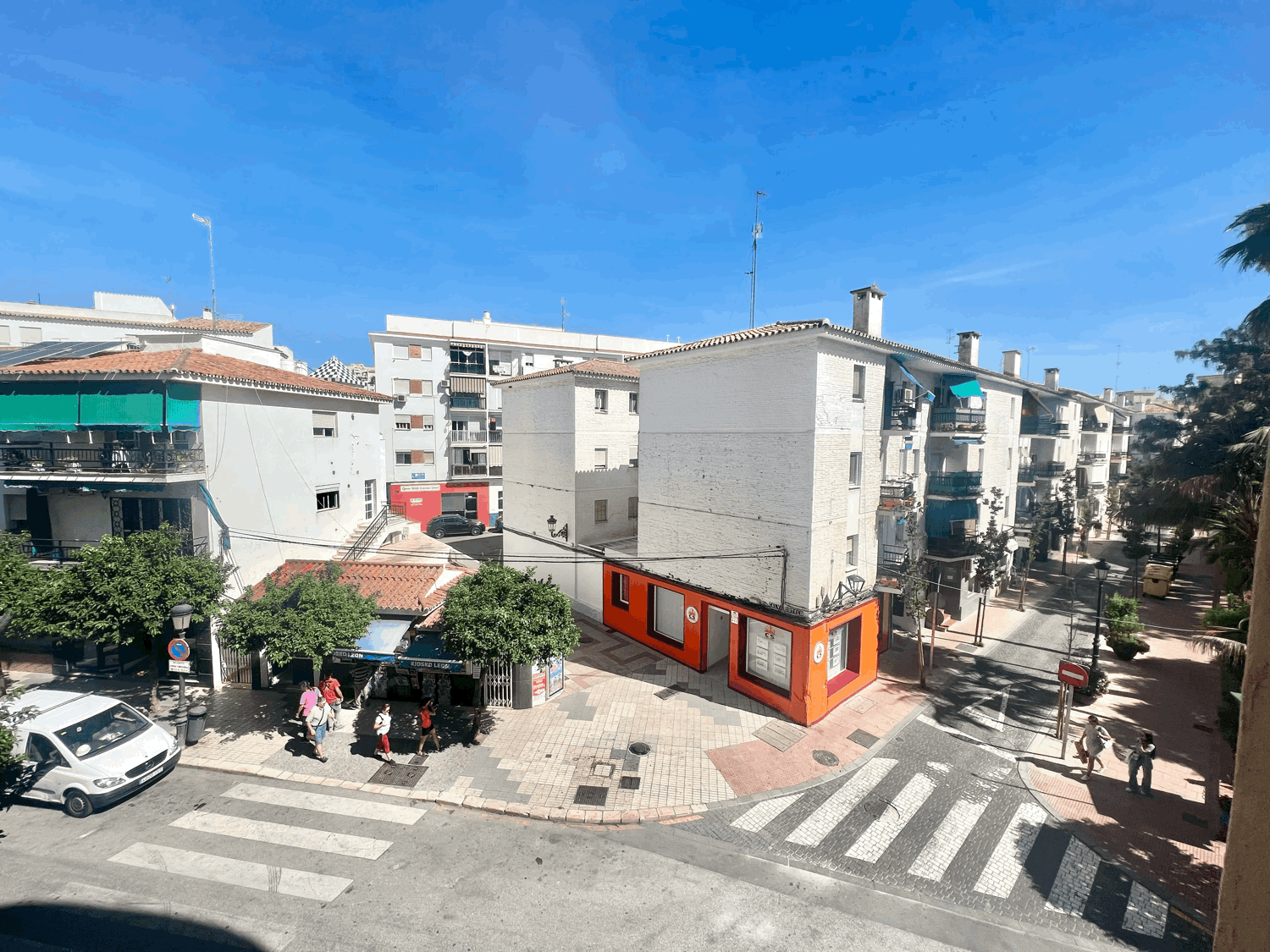 City center two bedrooms flat in Estepona