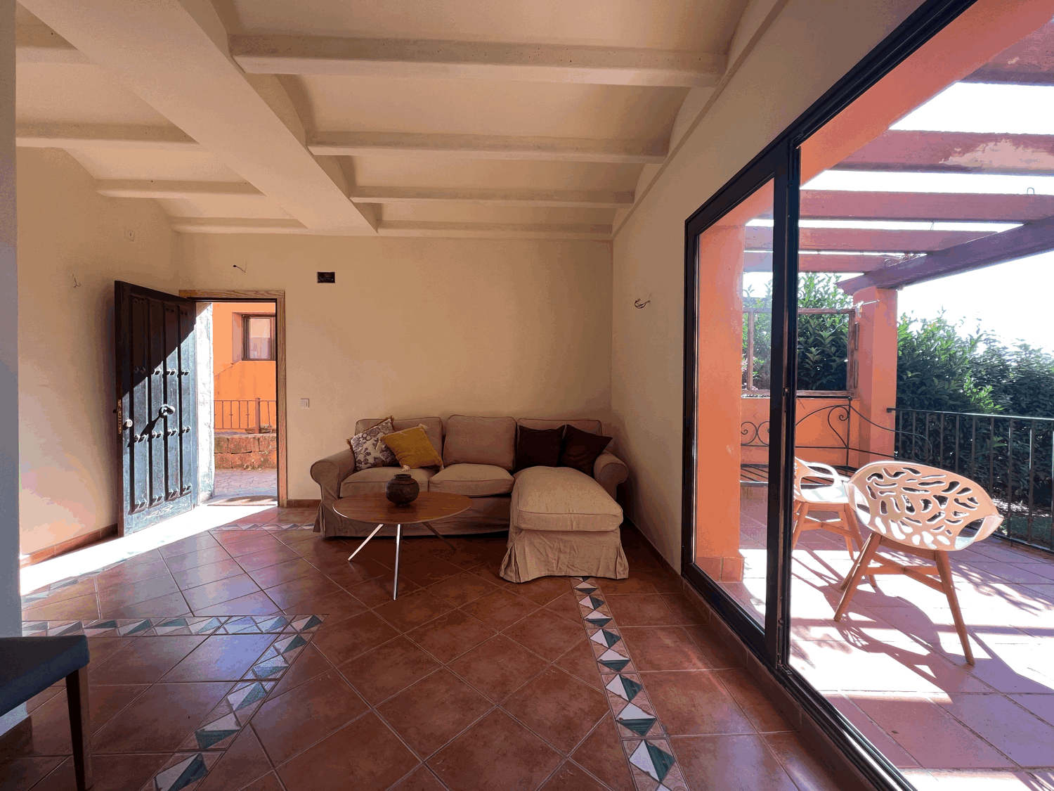 Beautiful apartment completely renovated in Alcaidesa
