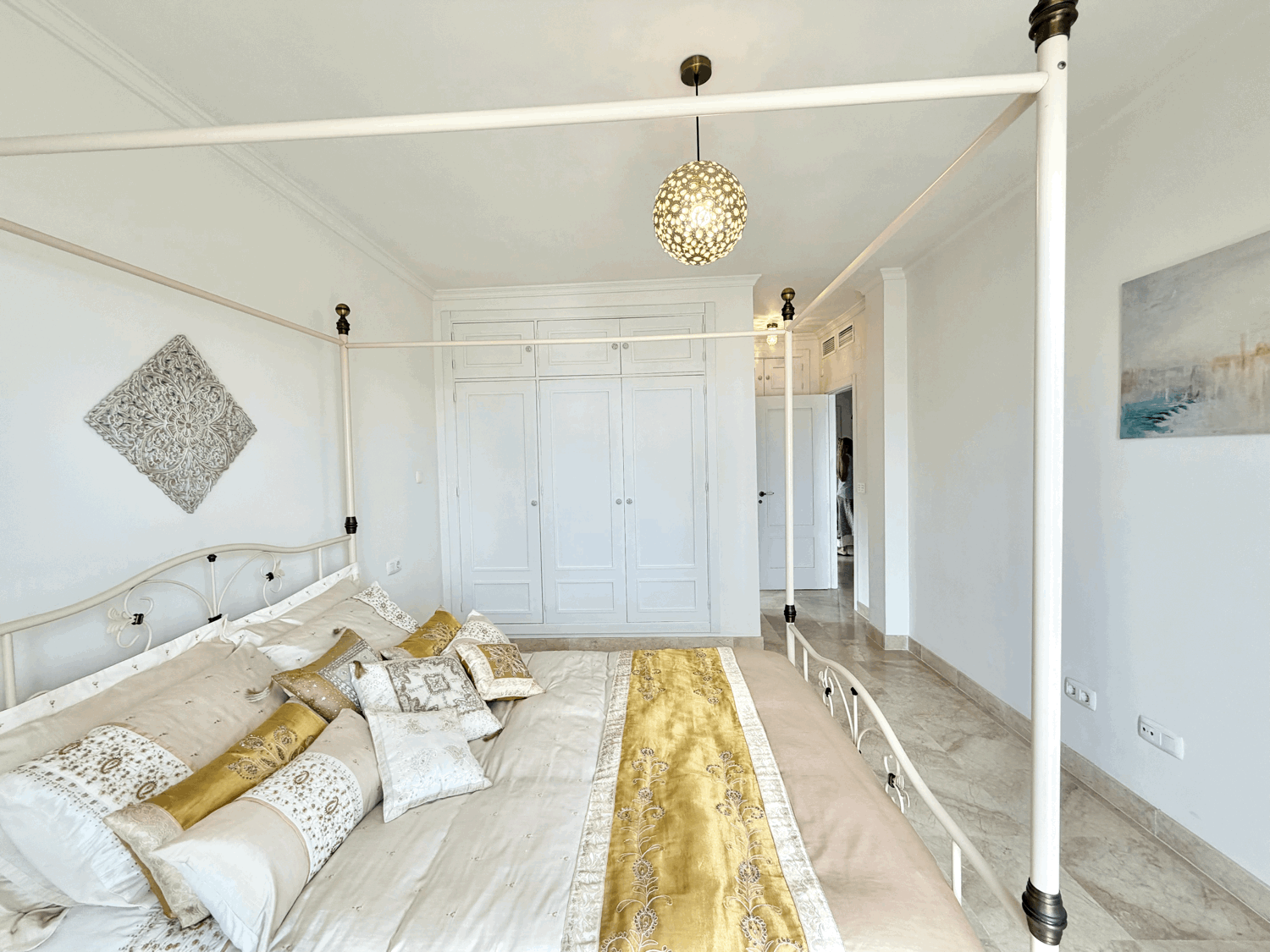 Chalet for sale in La Alcaidesa