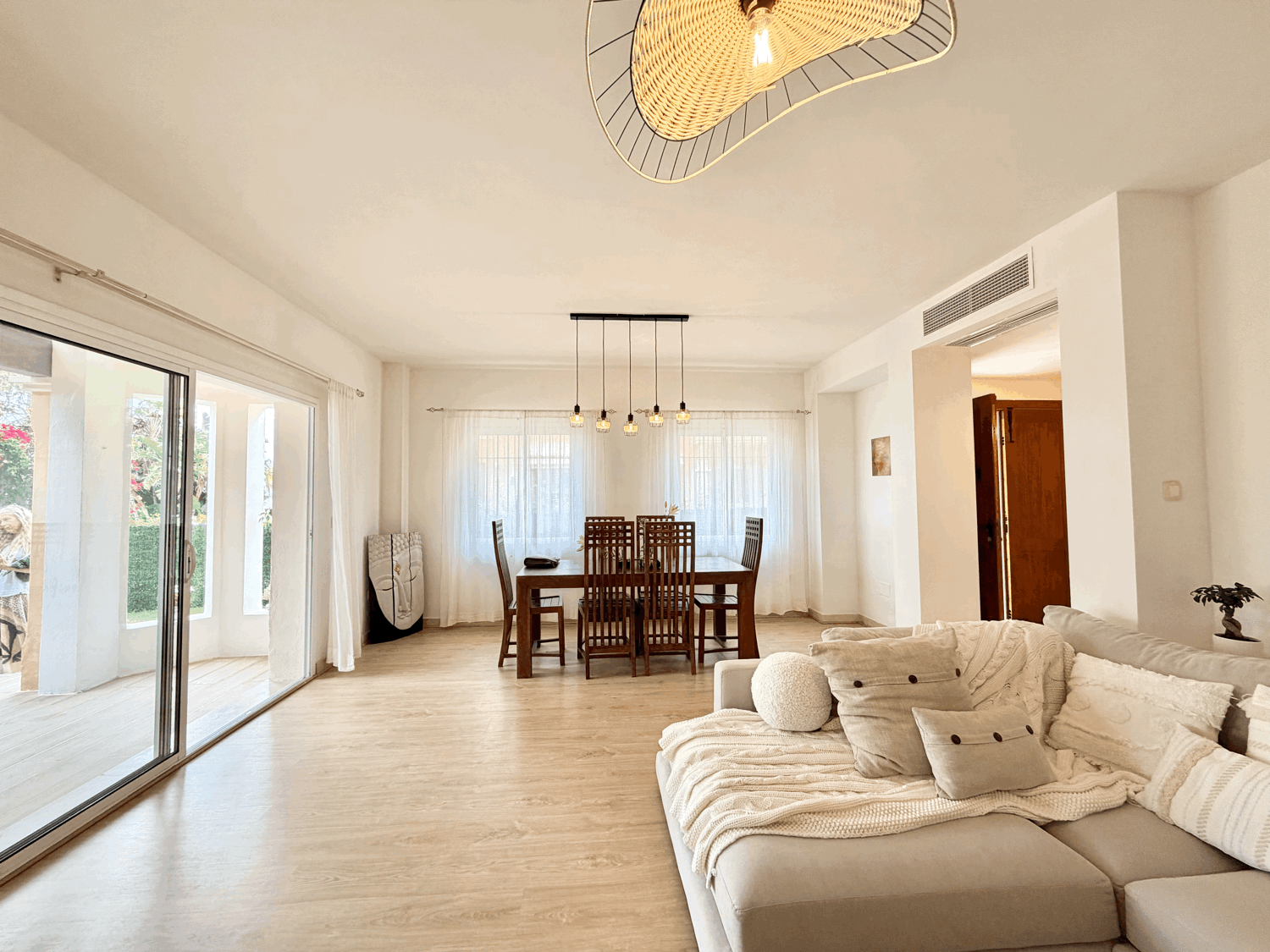 Chalet for sale in La Alcaidesa