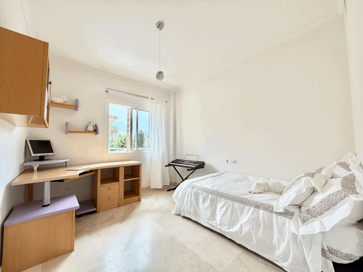 Chalet for sale in La Alcaidesa