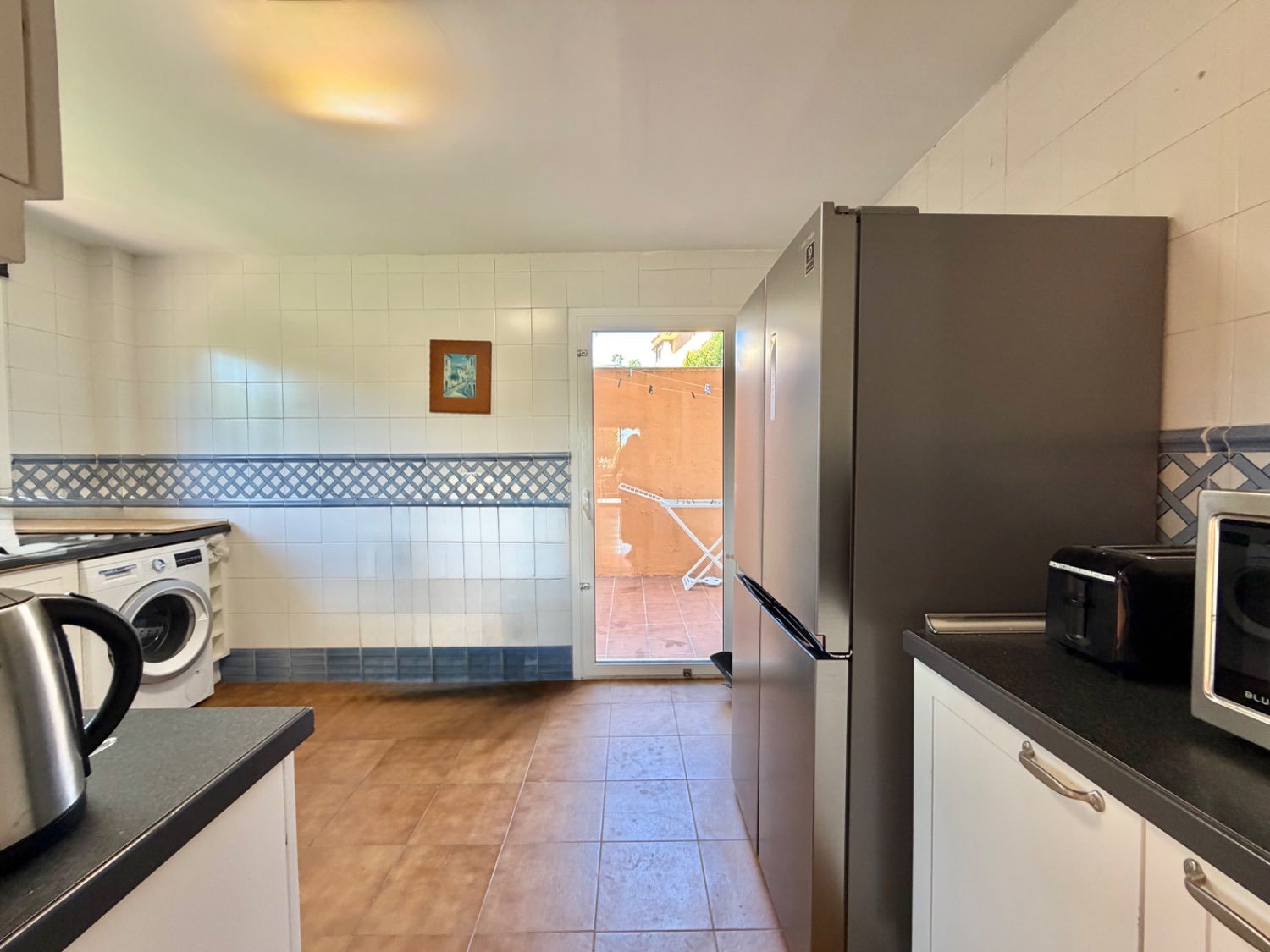 Hermosa casa pareada con parcela privada en Alcaidesa