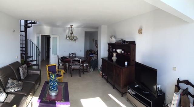 Penthouse for rent in San Roque