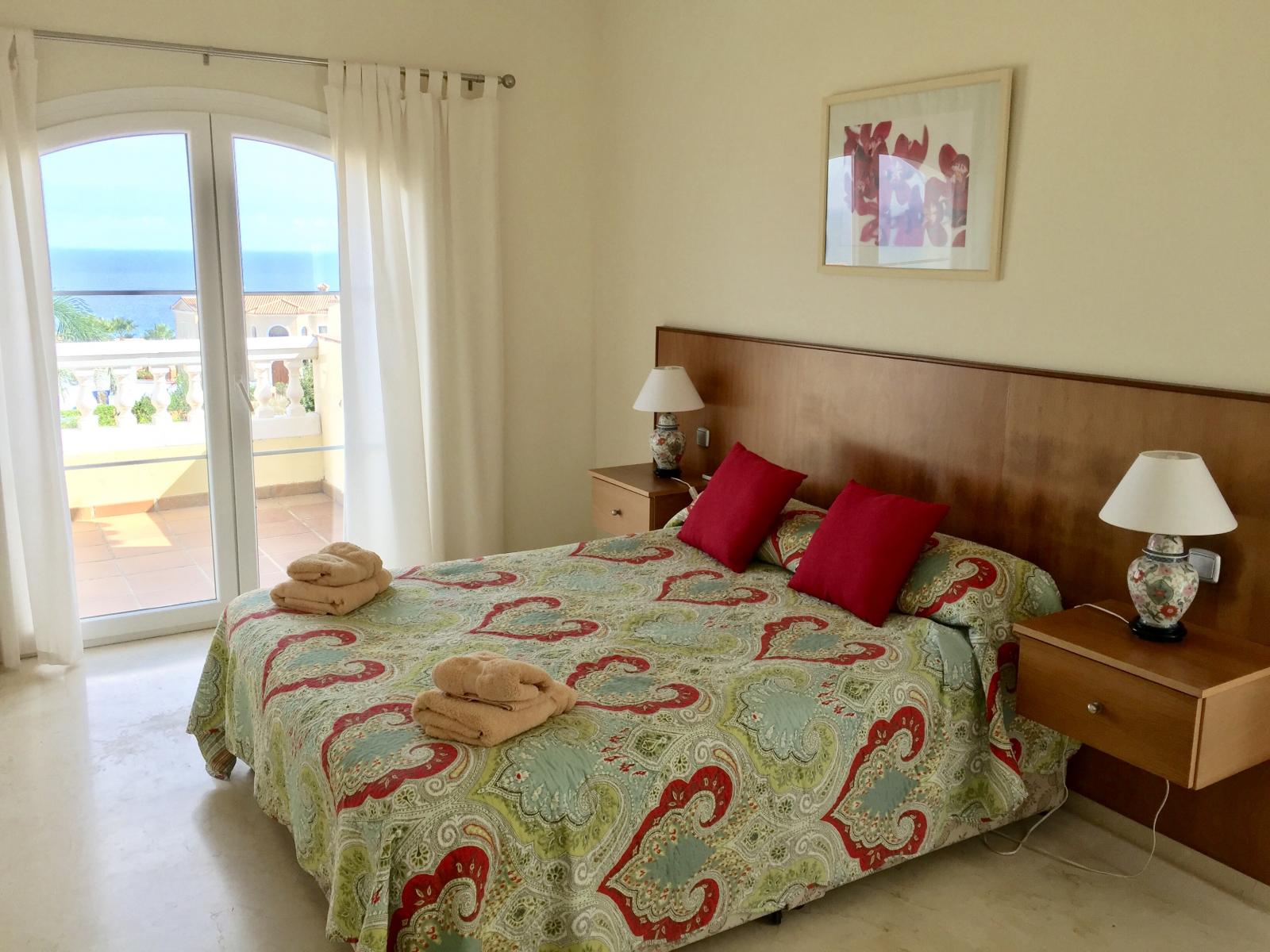 Maravillosa villa de cinco dormitorios con espectaculares vistas al mar