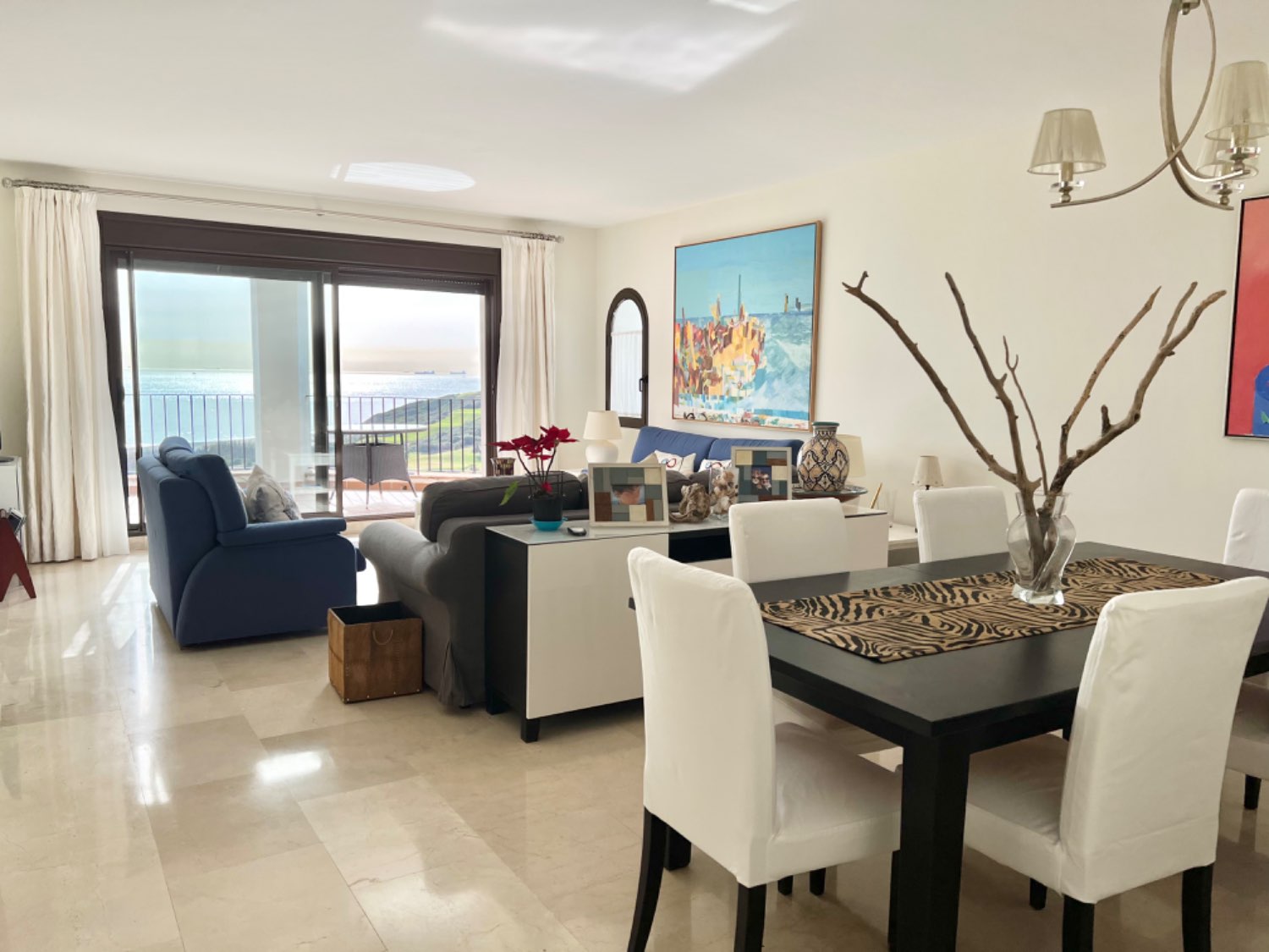 Spectaculaire appartement sur le front de mer et le golf à Alcaidesa