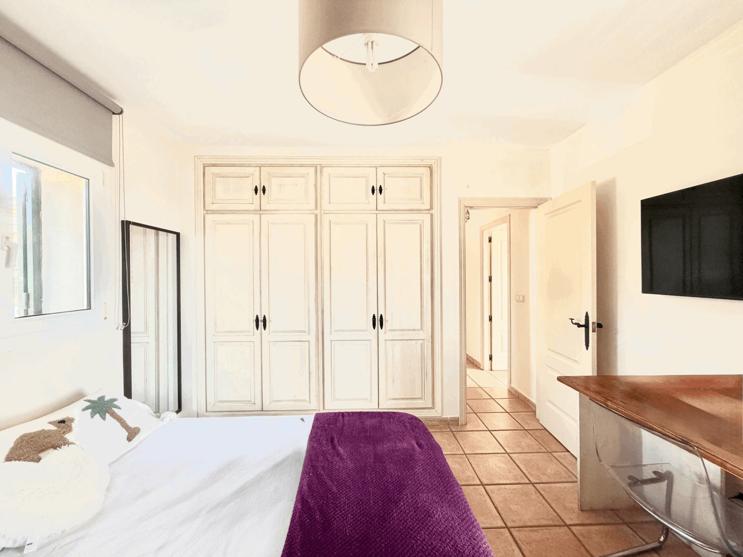 Hermosa casa con preciosas vistas al mar a escasos metros de distancia de la playa en Alcaidesa