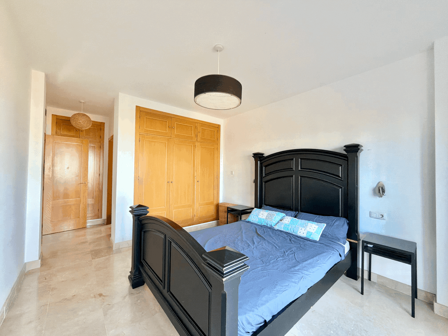 Splendid three-bedroom semi-detached house with garden in Alcaidesa