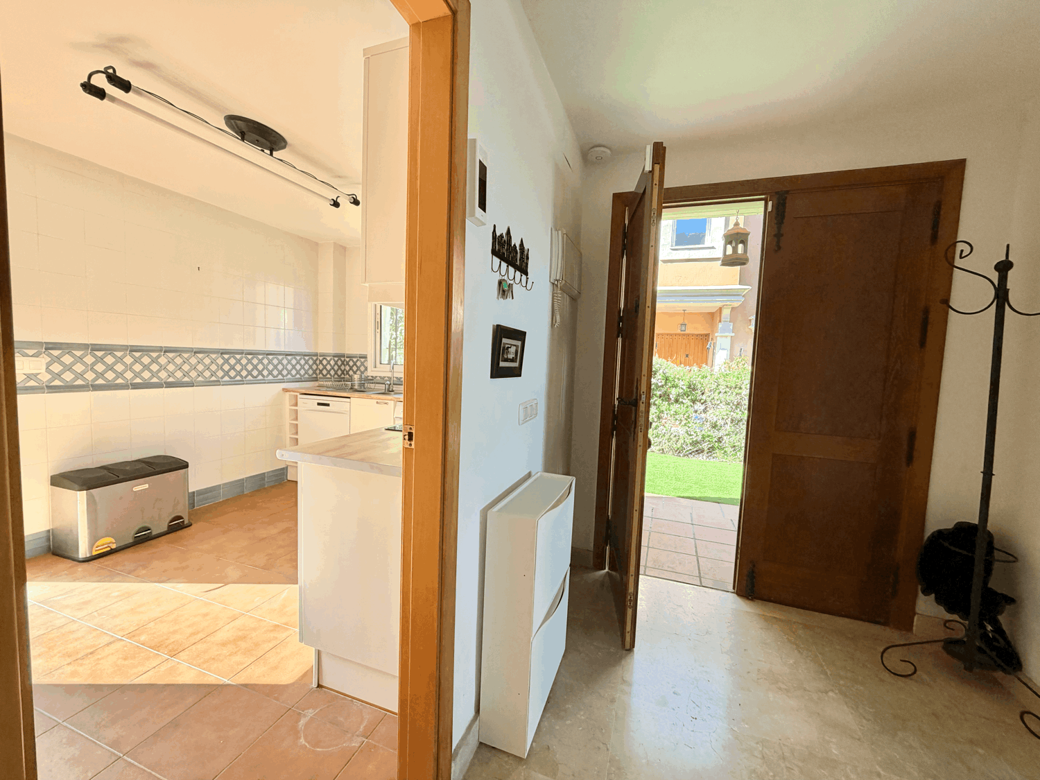 Splendid three-bedroom semi-detached house with garden in Alcaidesa