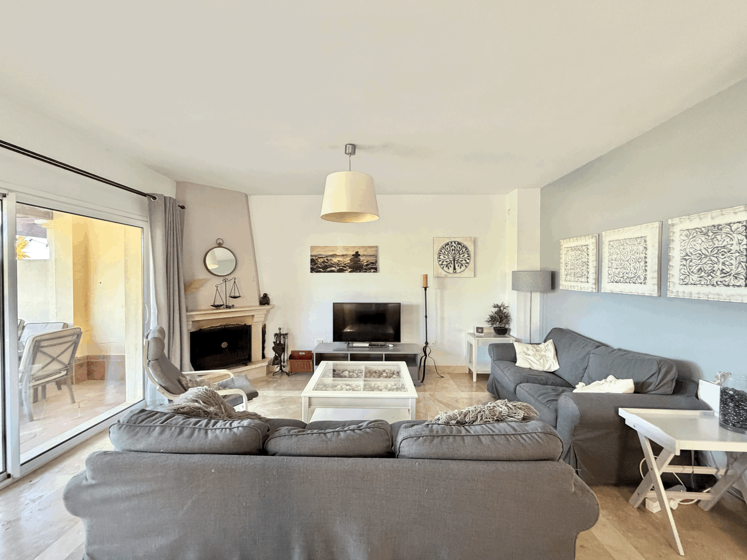 Splendid three-bedroom semi-detached house with garden in Alcaidesa