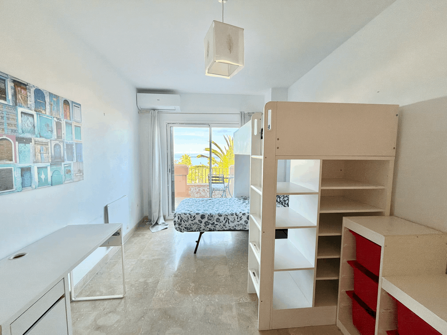 Splendid three-bedroom semi-detached house with garden in Alcaidesa