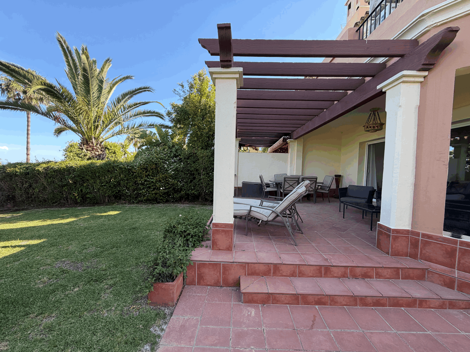 Splendid three-bedroom semi-detached house with garden in Alcaidesa