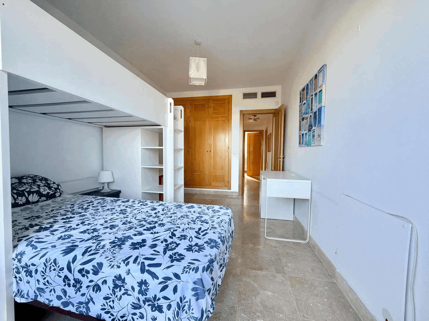 Splendid three-bedroom semi-detached house with garden in Alcaidesa