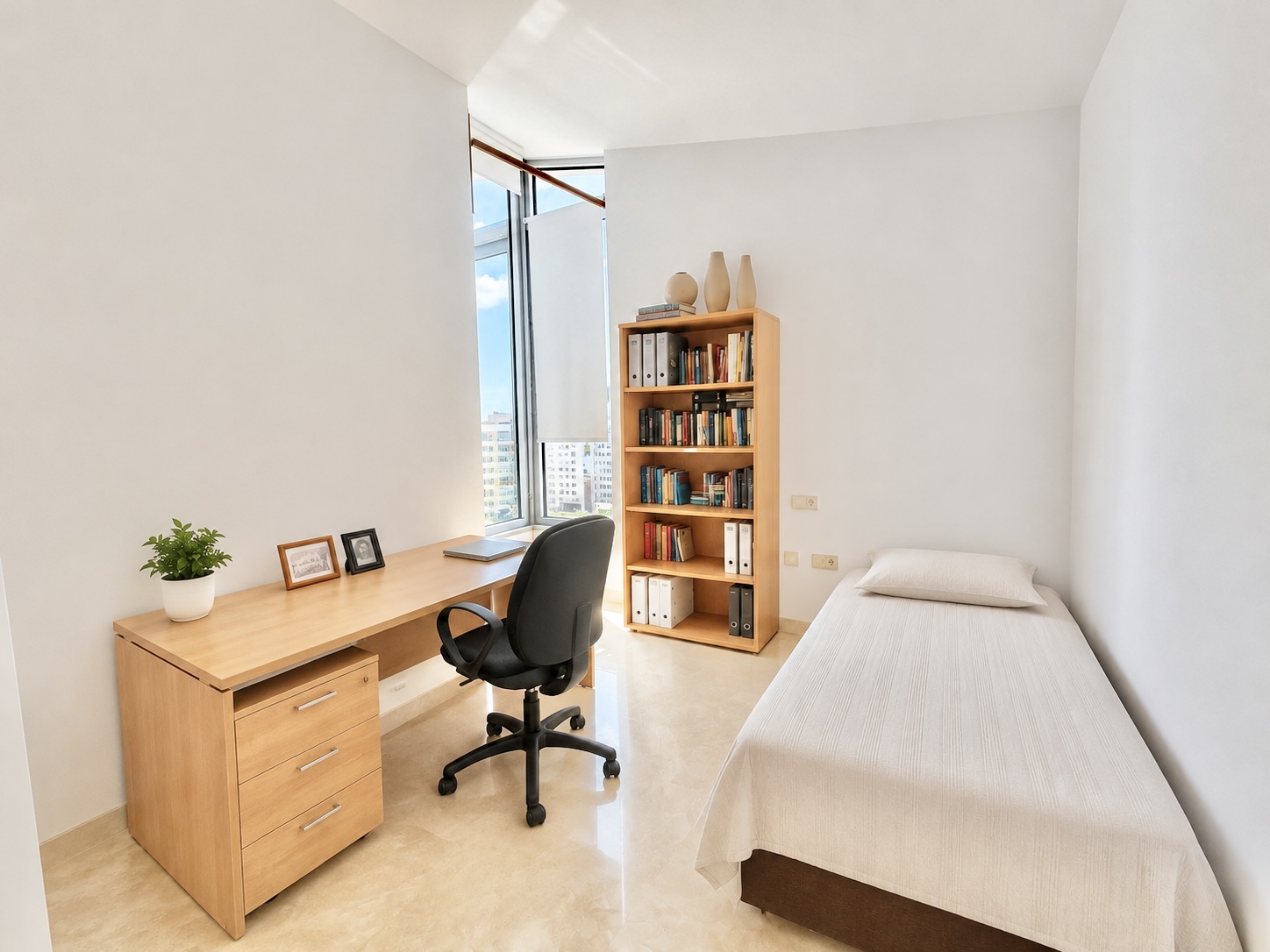 Hermosa villa de diseño moderno de cuatro dormitorios en Alcaidesa