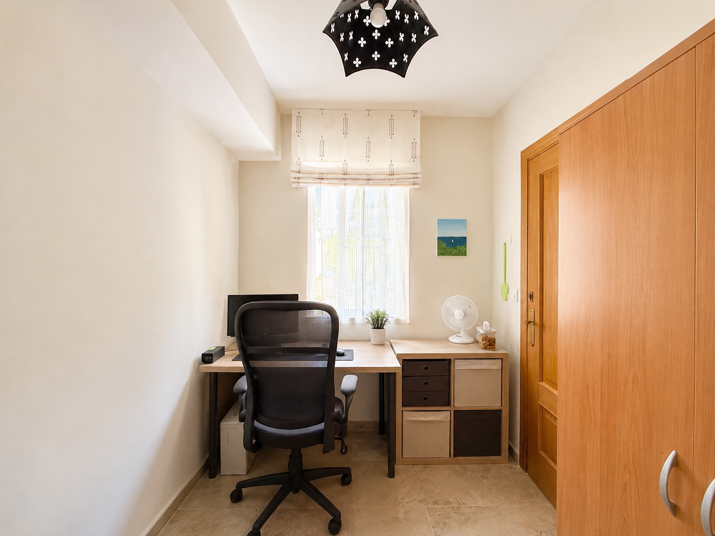 Charming four-bedroom townhouse in a gated community with a swimming pool