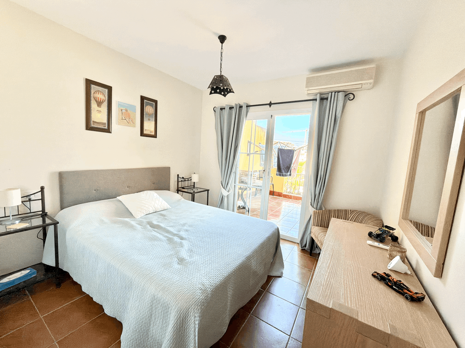 Charming four-bedroom townhouse in a gated community with a swimming pool