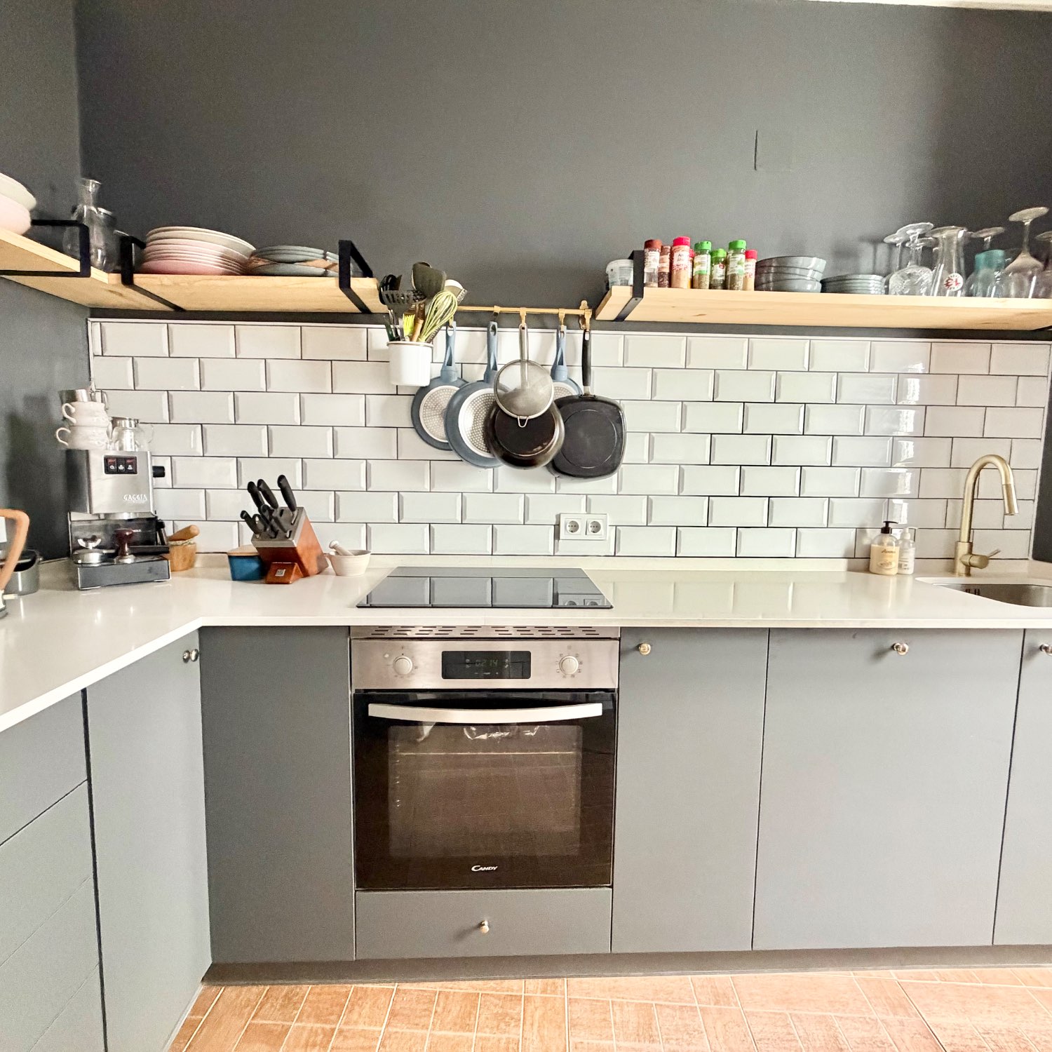 Encantadora casa totalmente reformada muy bien ubicada cerca del centro de La Linea  en zona tranquila