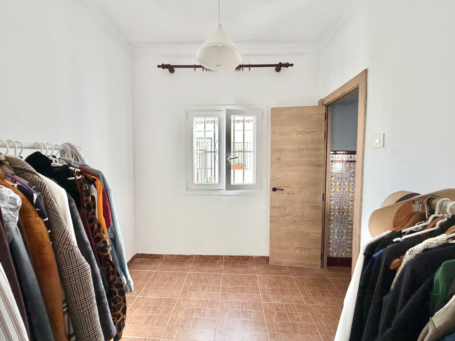 Encantadora casa totalmente reformada muy bien ubicada cerca del centro de La Linea  en zona tranquila