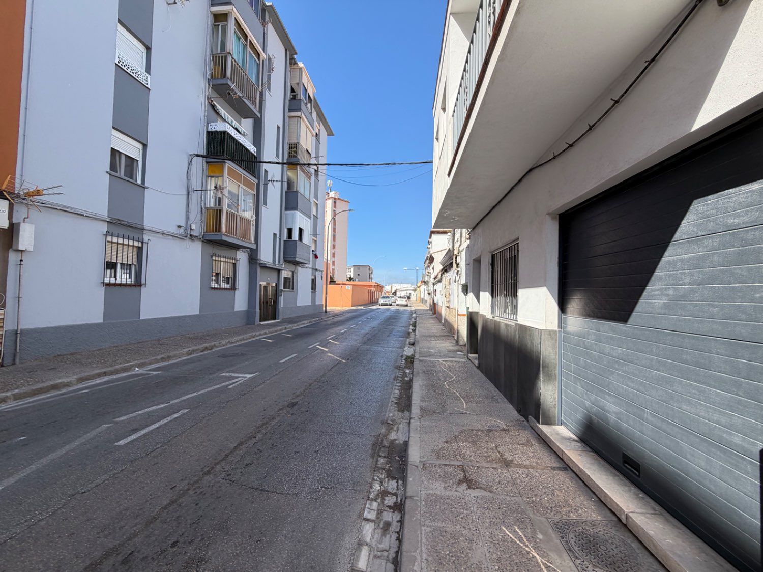 Encantadora casa totalmente reformada muy bien ubicada cerca del centro de La Linea  en zona tranquila