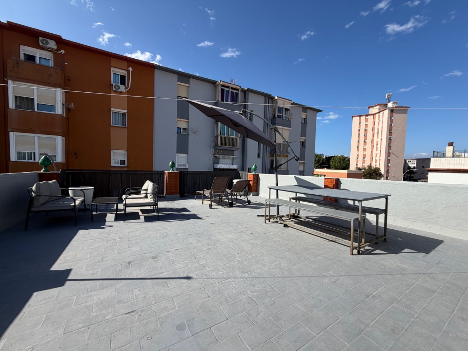 Encantadora casa totalmente reformada muy bien ubicada cerca del centro de La Linea  en zona tranquila